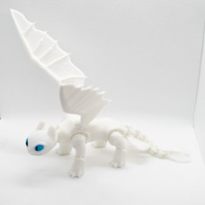 Дракон з мультика "Як приборкати дракона" Біла Фурія